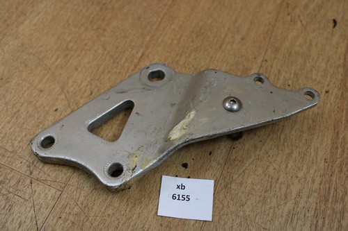 Suzuki bracket footrest - bracket,