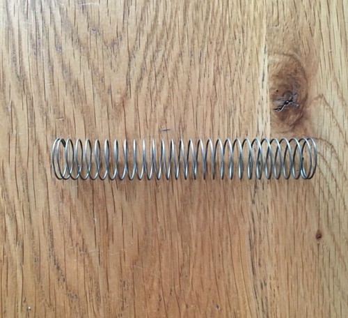 Suzuki carburettor spring - suzuki,